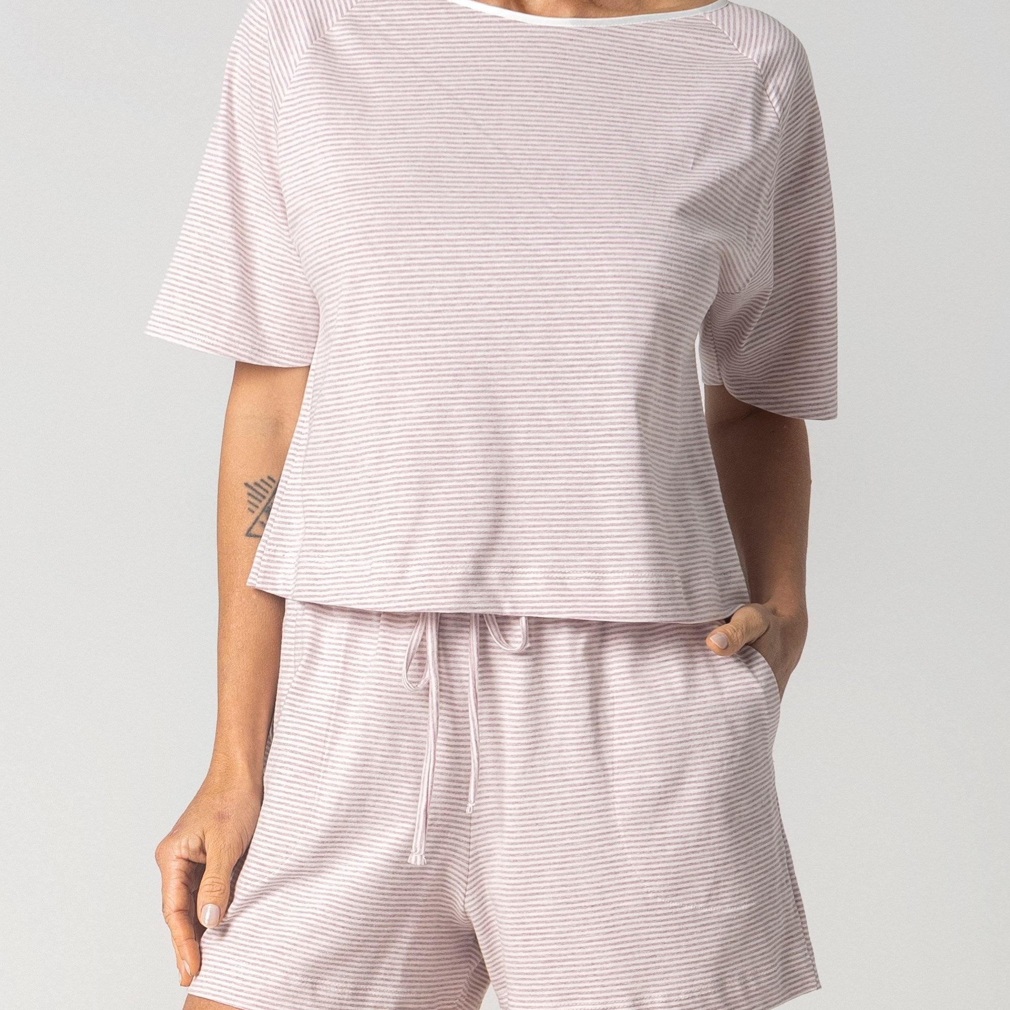 Pijama Feminino Curto Listrado Rosê Merlot
