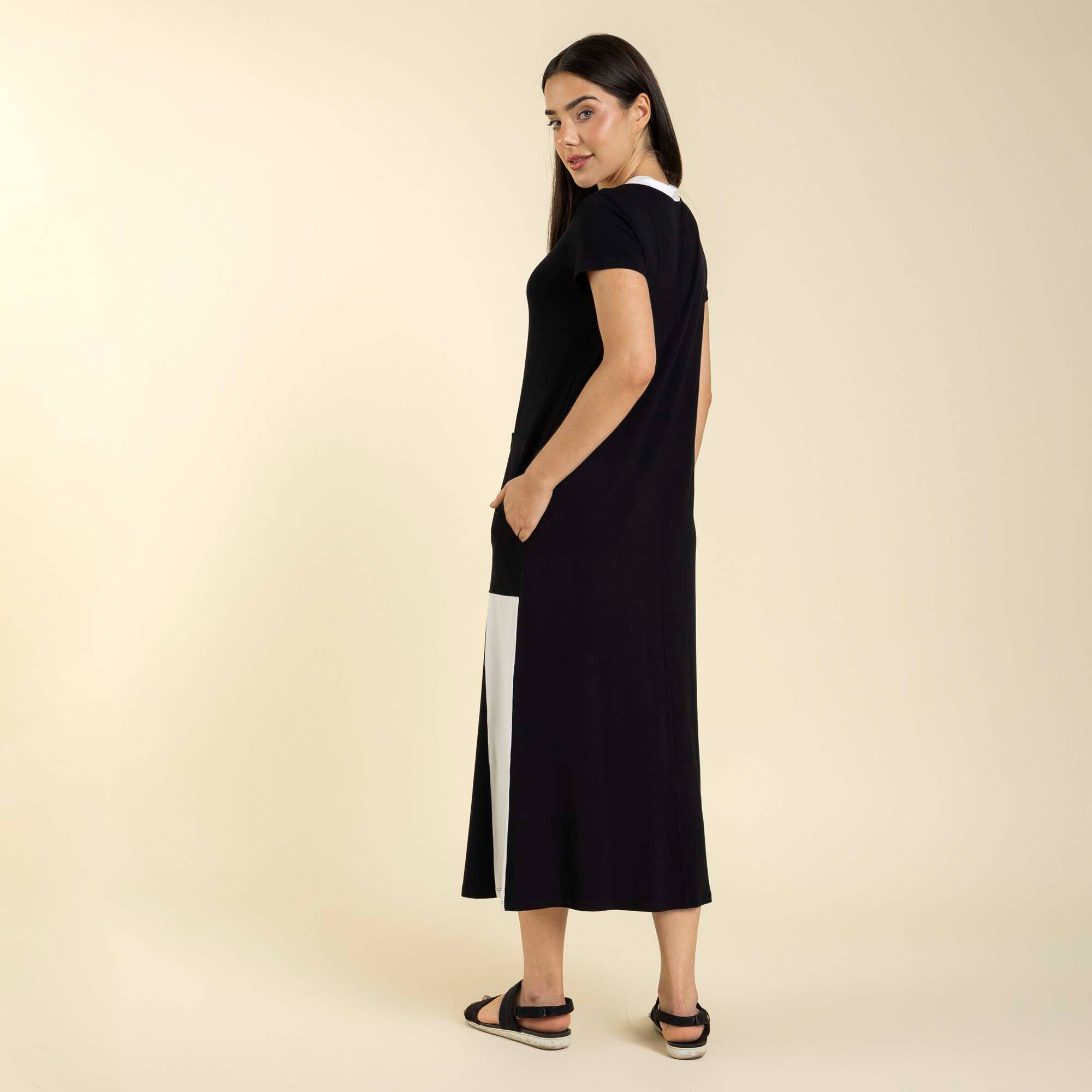 Vestido Midi com Bolso Preto com Off White