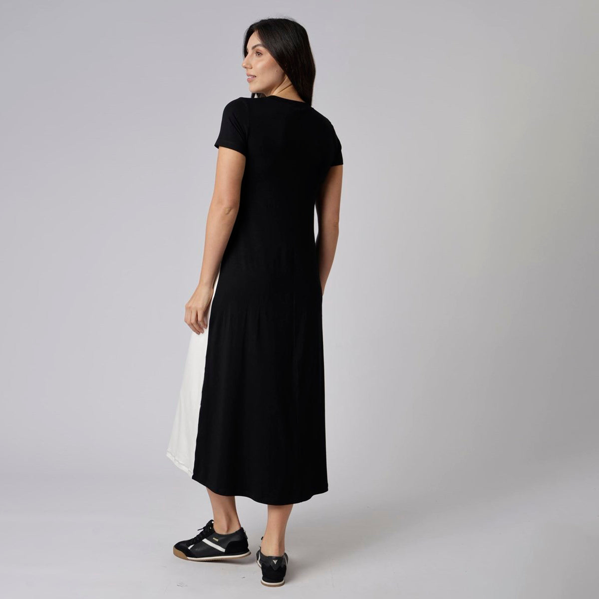Vestido Midi Balance Style Preto e Branco