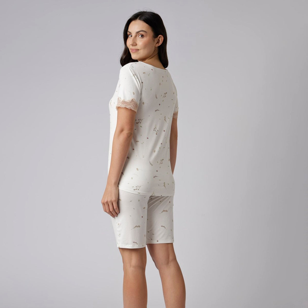 Bermudoll Feminino Brisa com Renda