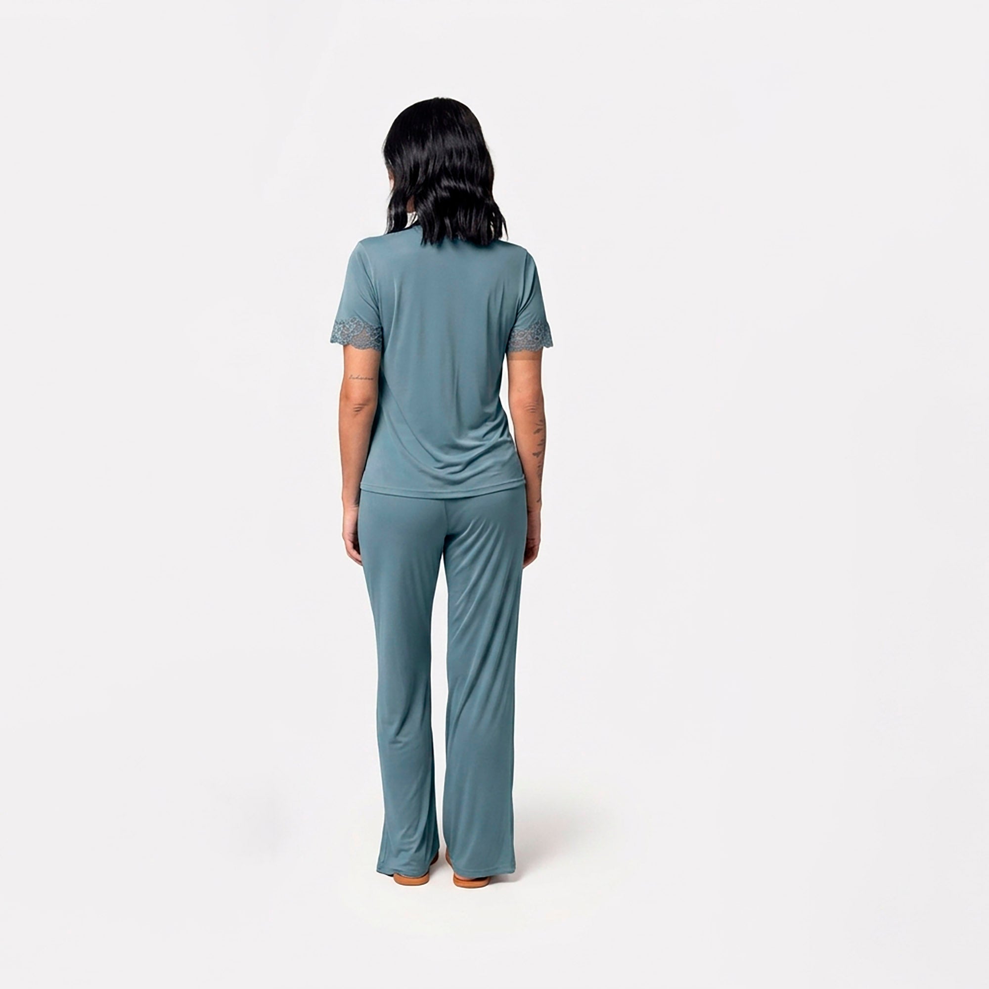 Pijama Feminino Manga Curta Azul Lunar com Renda