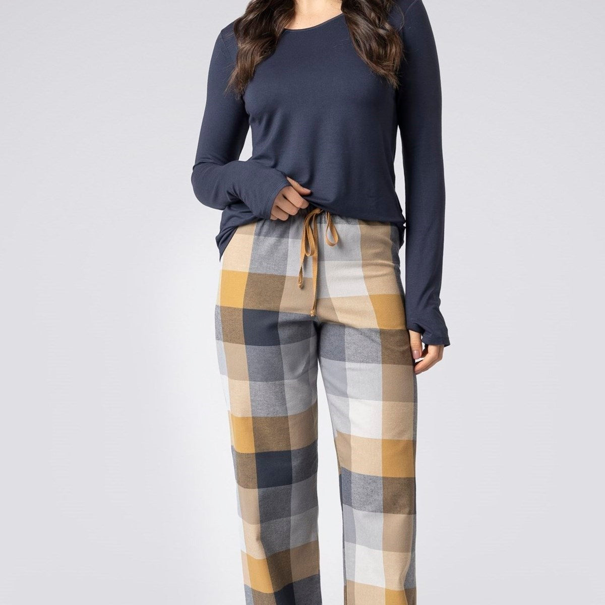 Pijama Feminino Longo Marinho e Xadrez