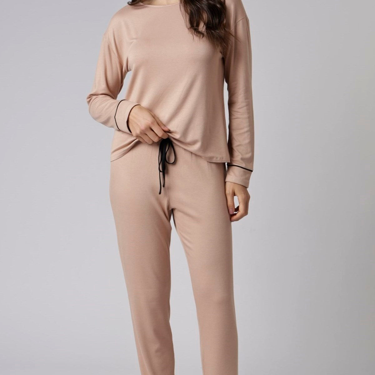 Pijama Feminino Longo em Visco Maquinetada Grão