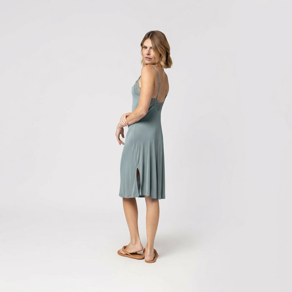 Camisola Midi de Alça Azul Lunar com Renda