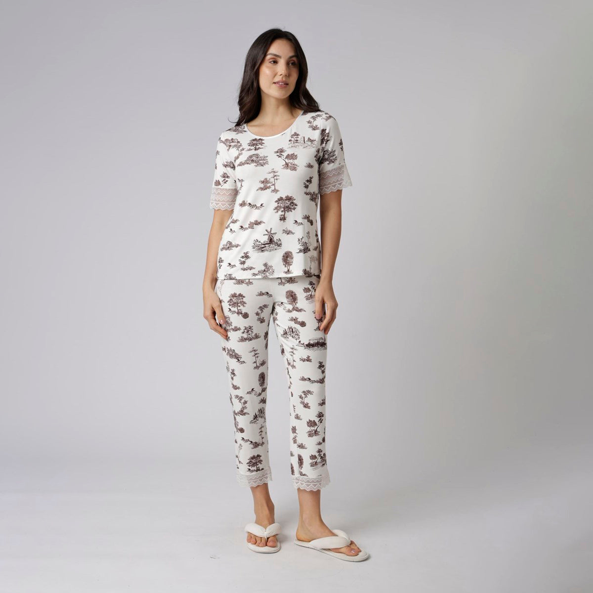 Pijama Feminino Capri Toile com Renda