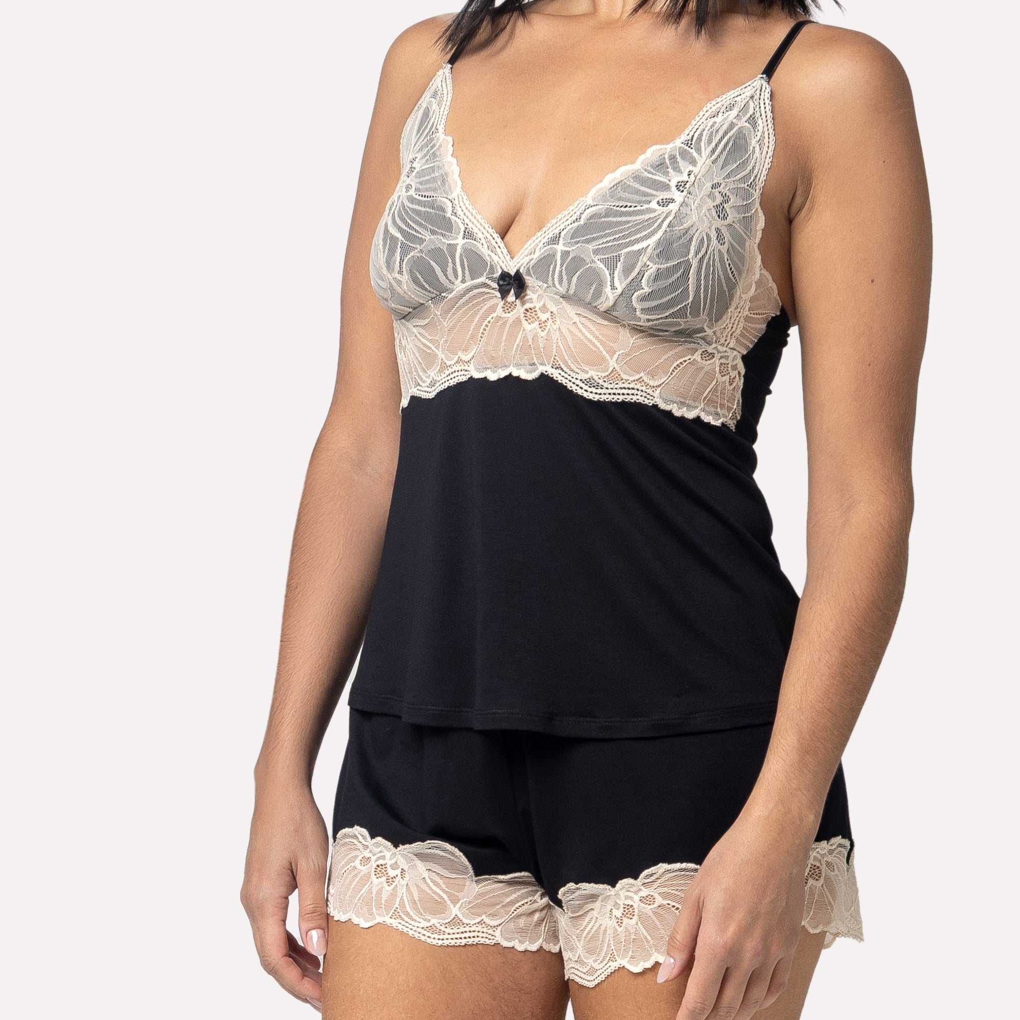 Short Doll de Alça Preto com Renda Off White