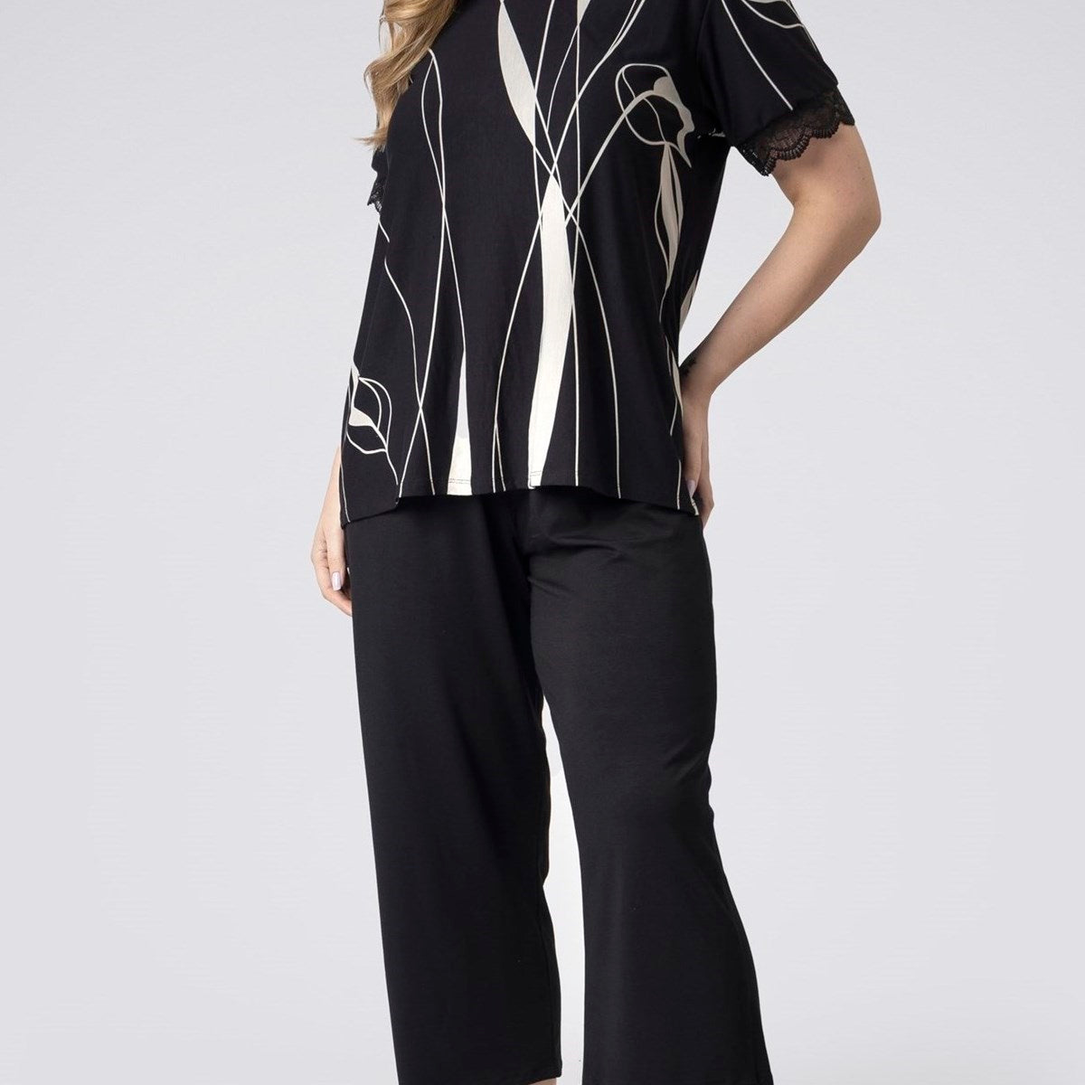 Pijama Feminino Plus Size Capri Rongeant e Preto