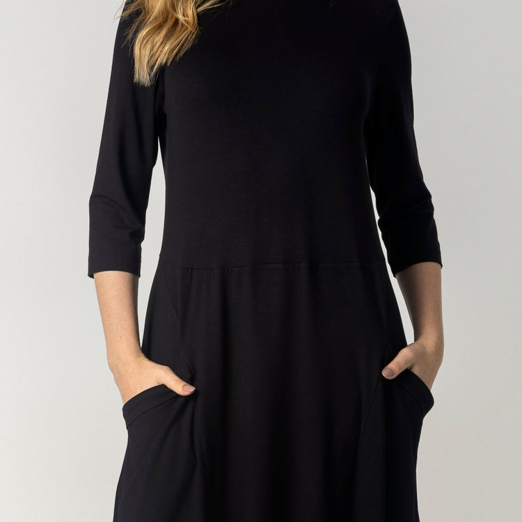 Vestido Sportwear Preto com Bolso