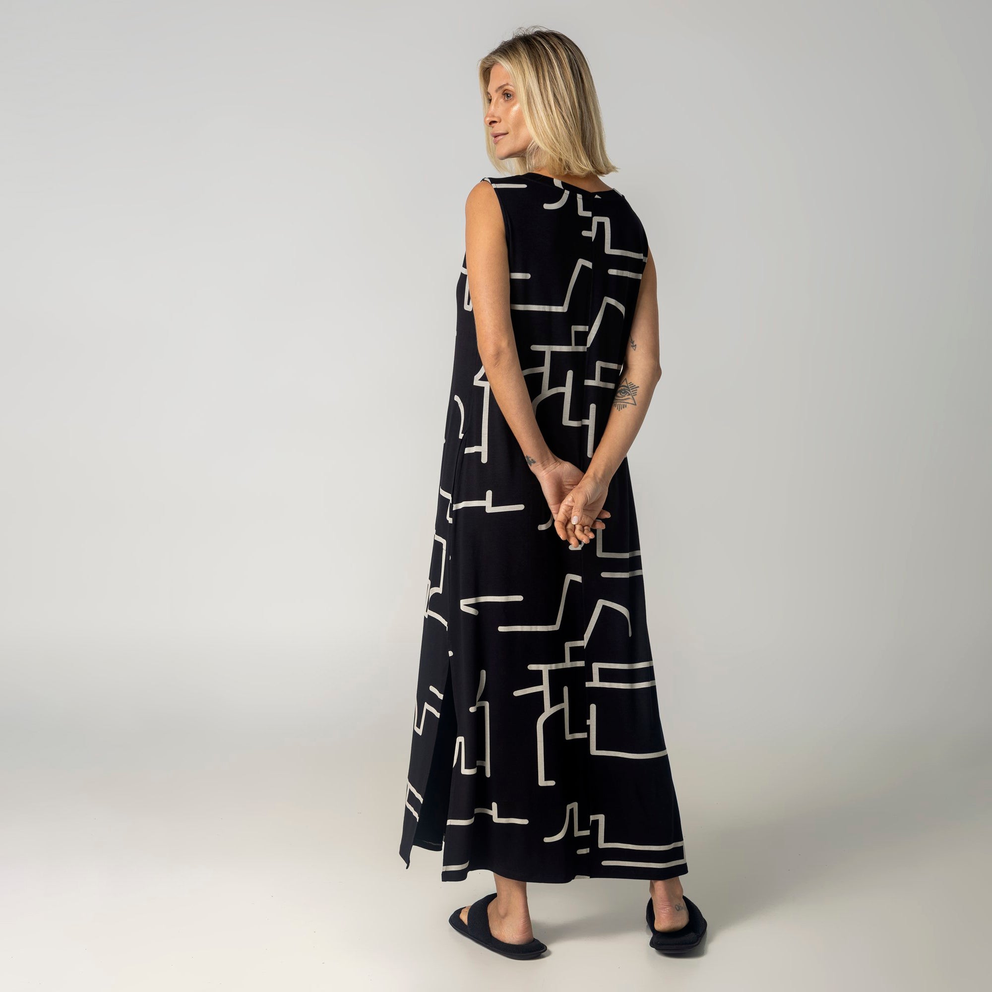 Camisola Longa Modernique Preto