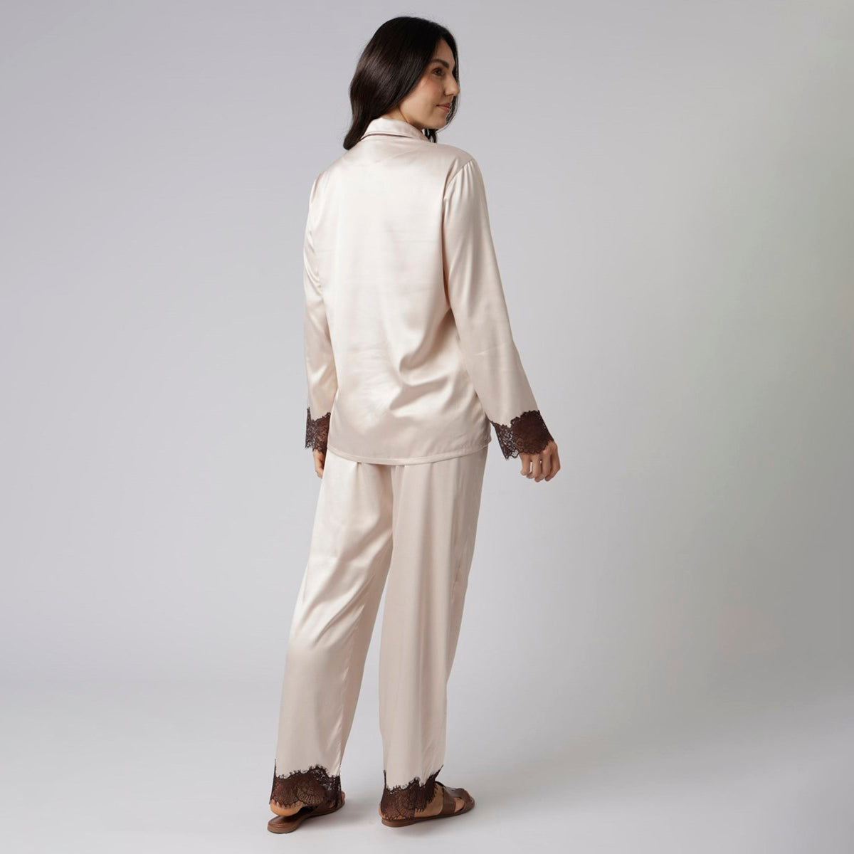 Pijama Feminino Aberto Longo Cremino