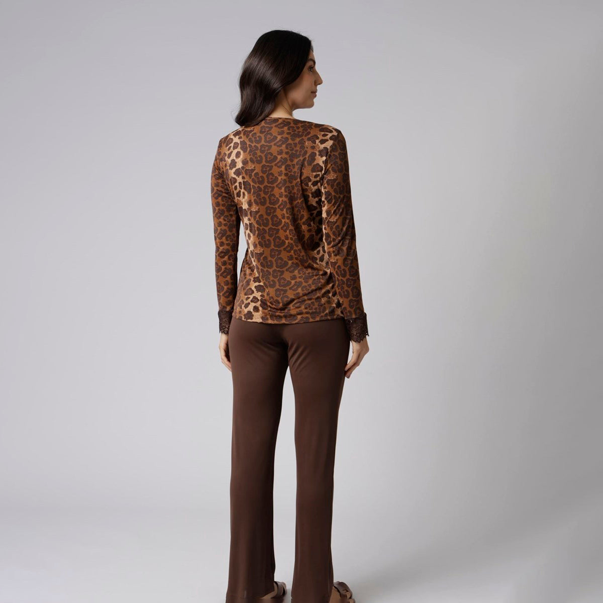 Pijama Feminino Longo Onça Brown