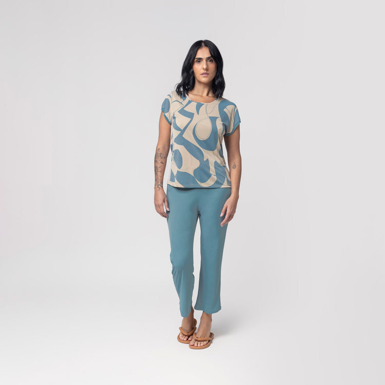 Pijama Feminino Capri Azul com Estampa Flow