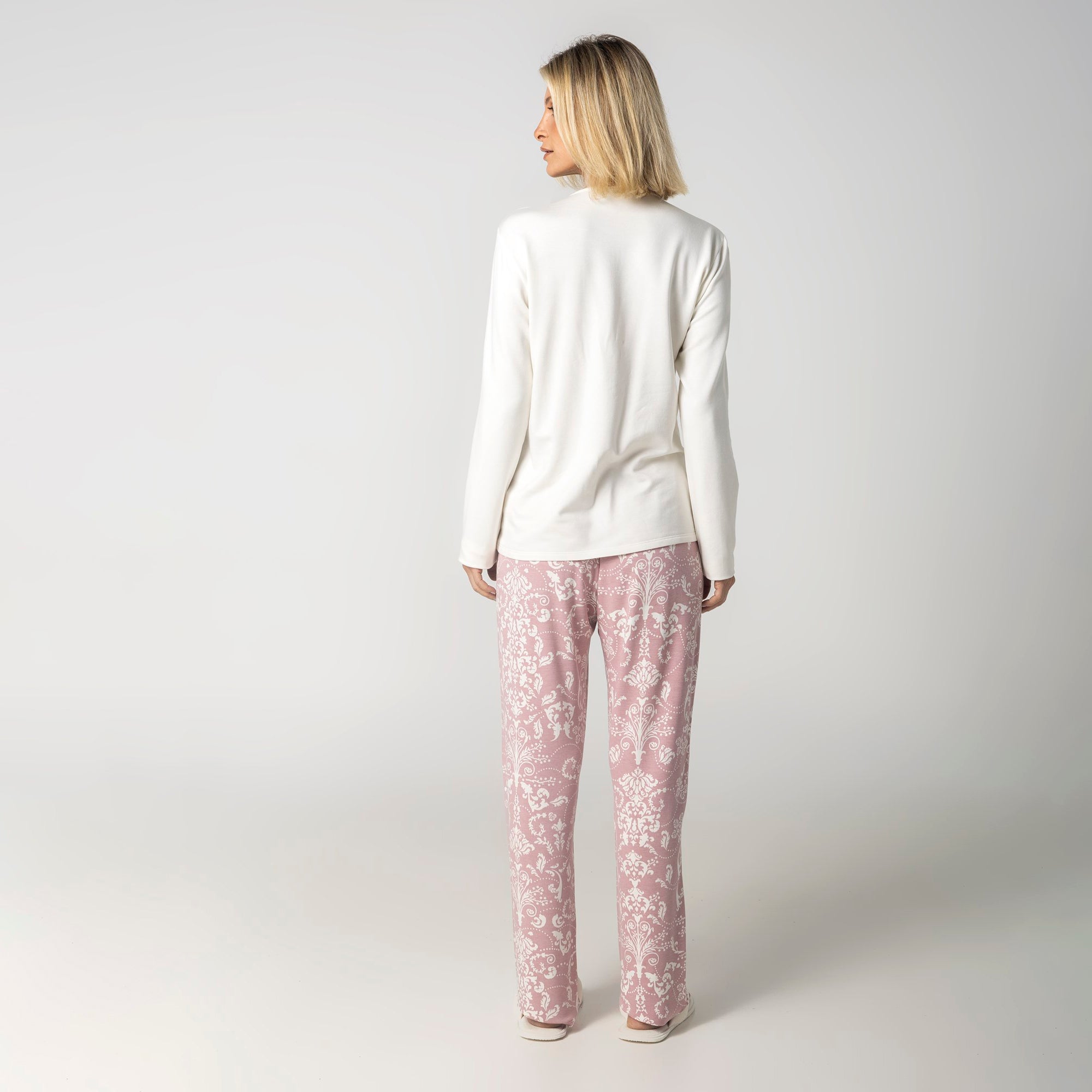Pijama Feminino Longo Rosê Art Nouveau com Renda