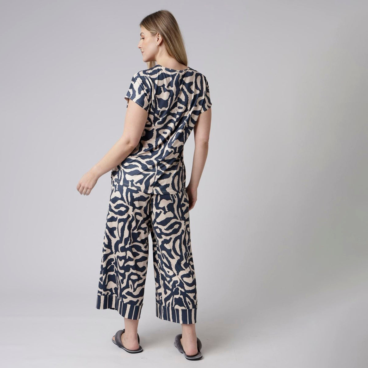 Pijama Feminino Pantacourt Plus Size Marinho Orgânico