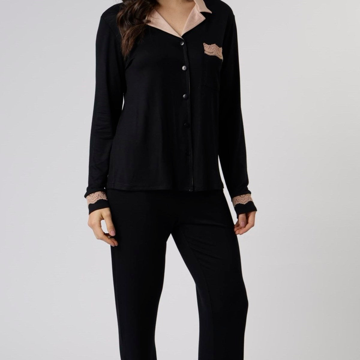 Pijama Feminino Aberto em Visco Maquinetada Preto
