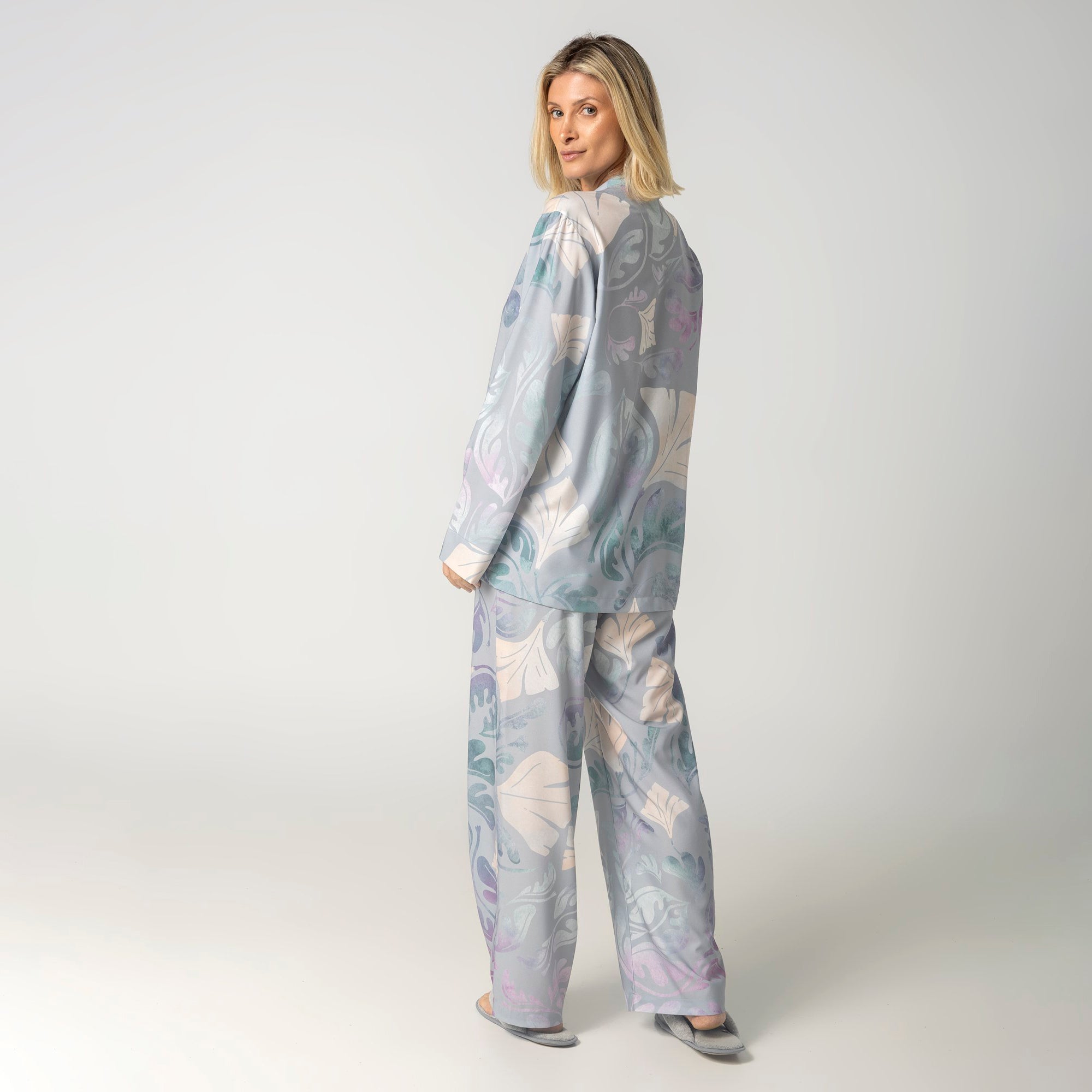 Pijama Feminino Longo Aberto Rainbow
