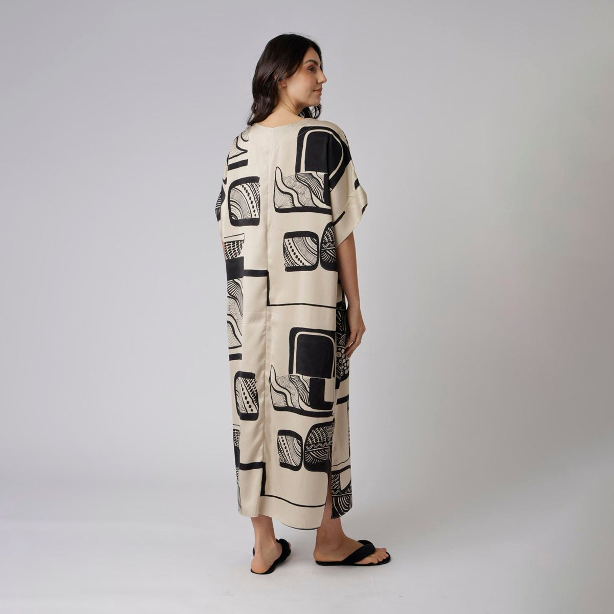 Kaftan Feminino Longo Estampado Abstrato