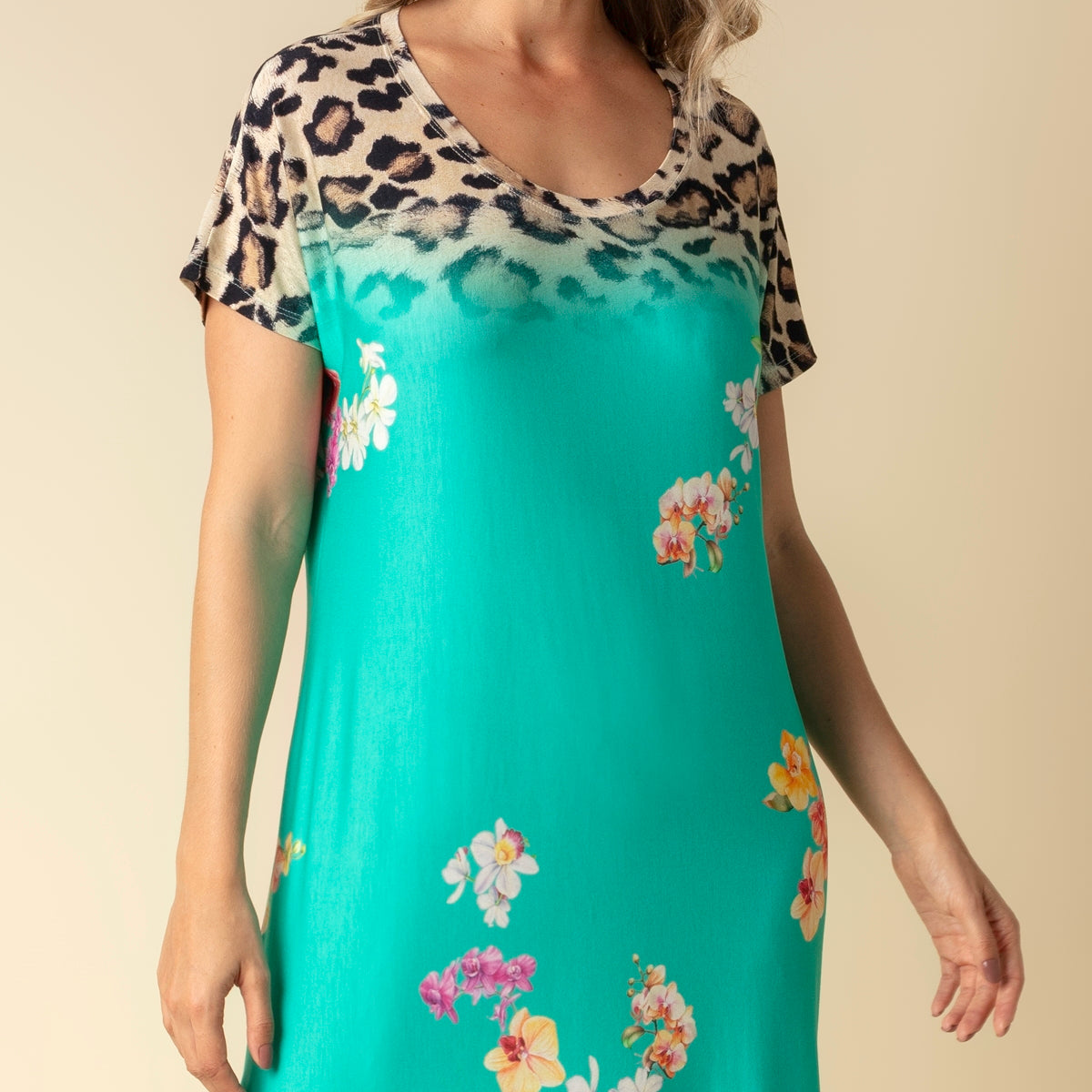 Kaftan Feminino Longo Onça Floral