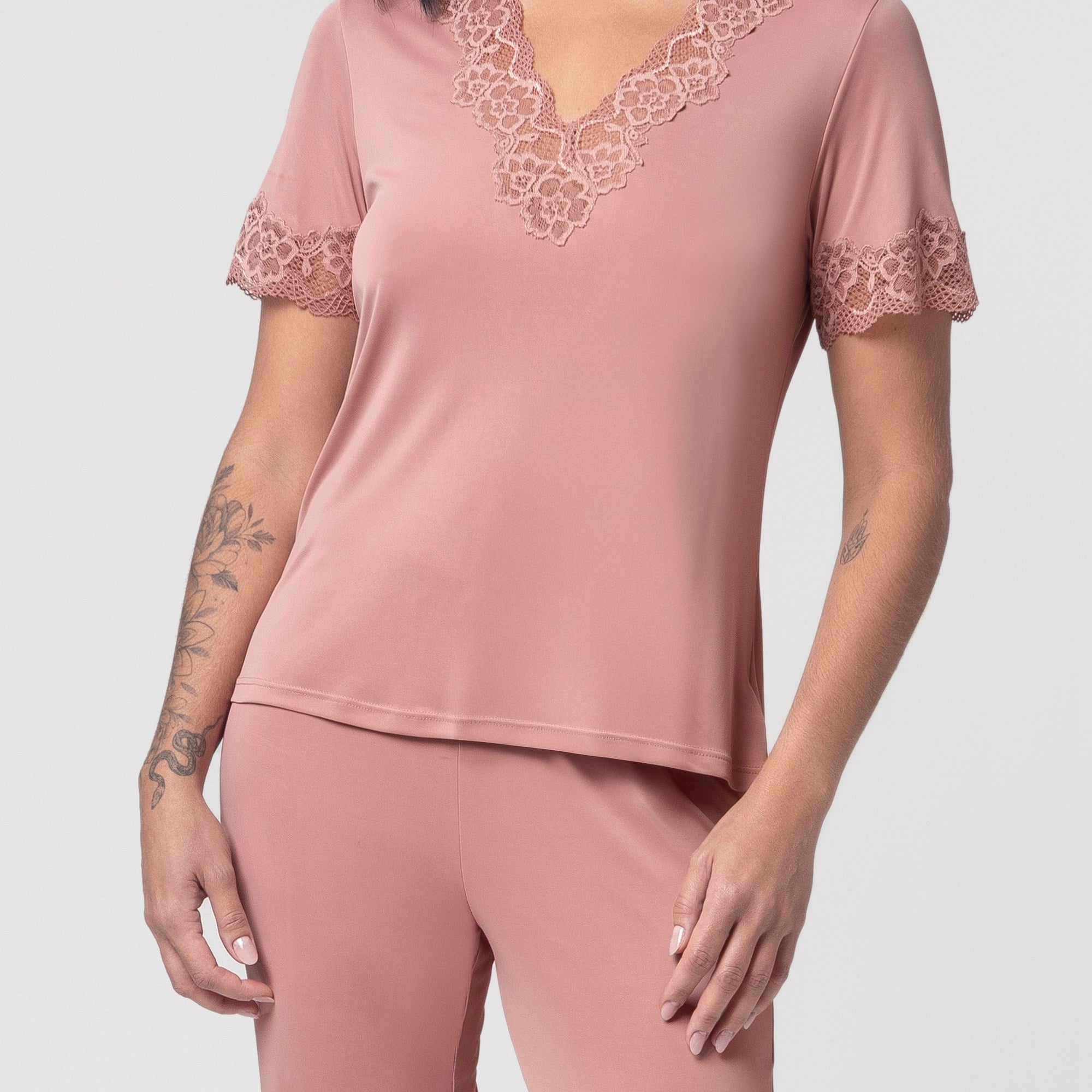 Pijama Feminino Manga Curta Rosa Princess com Renda