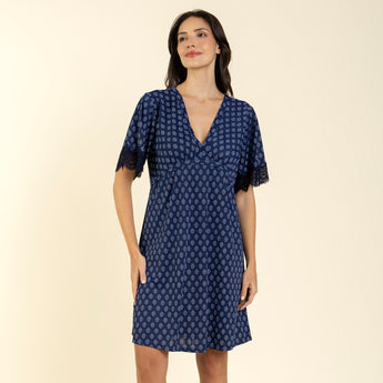 Kaftan Feminino Curto Poliamida Gravataria Marinho com Renda
