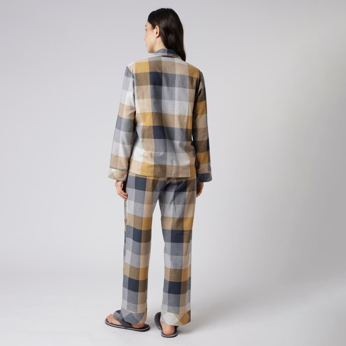Pijama Feminino Longo Aberto Xadrez