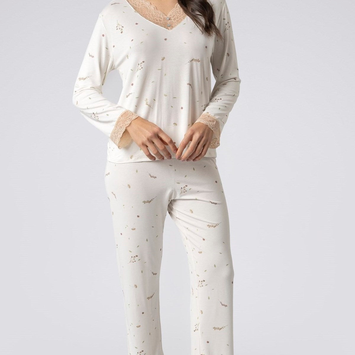 Pijama Feminino Longo Brisa com Renda