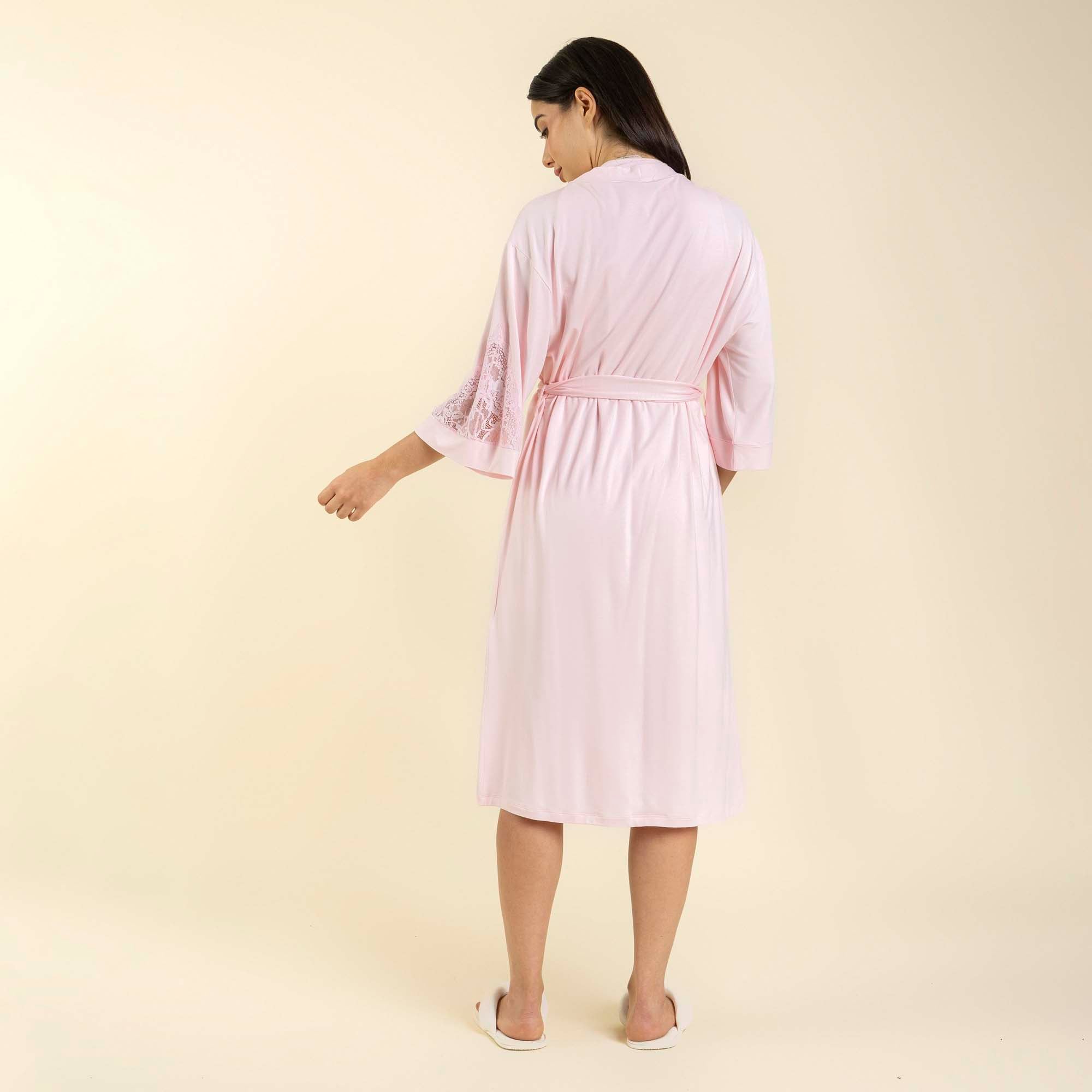 Robe Feminino Midi Rosa Suave com Renda