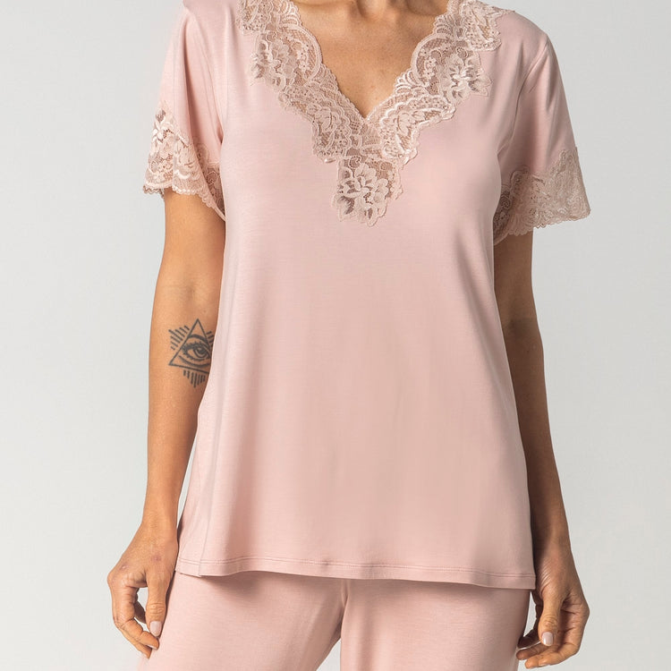 Pijama Feminino Capri Rosa Suave com Renda