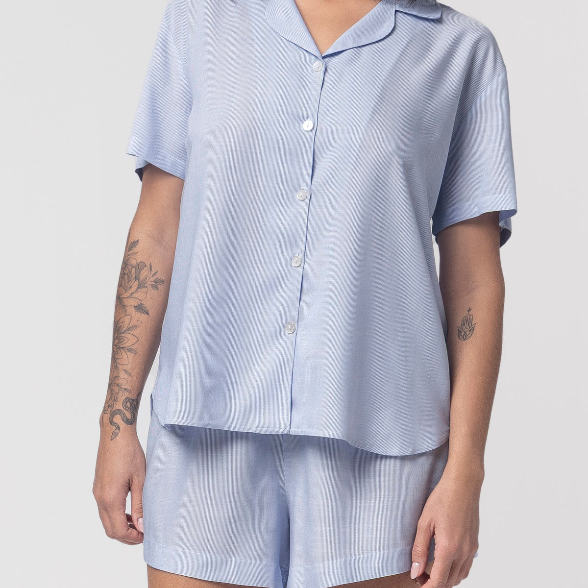 Pijama Feminino Curto Aberto Listrado Azul Marinho