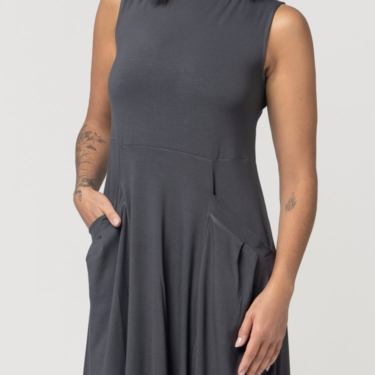 Vestido Midi Balance Cinza Grafite com Bolso