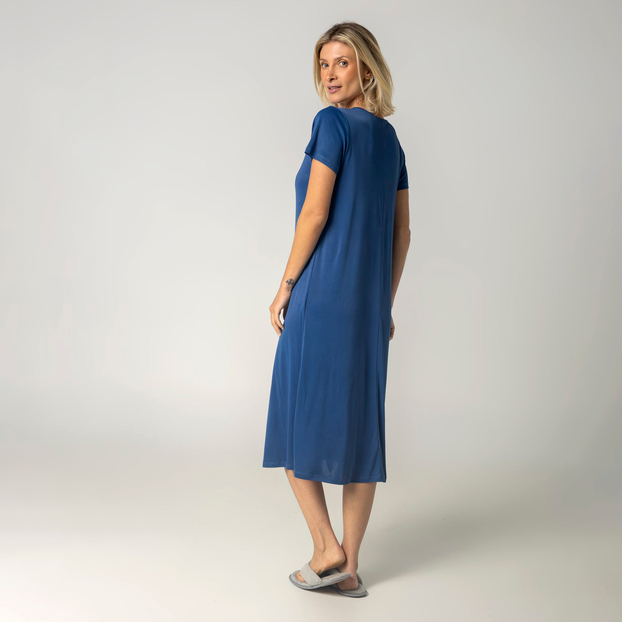 Camisão Feminino Midi Azul Atalaia com Renda