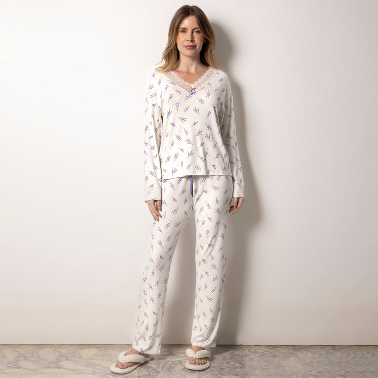 Pijama Feminino Longo Branco Lavanda com Renda