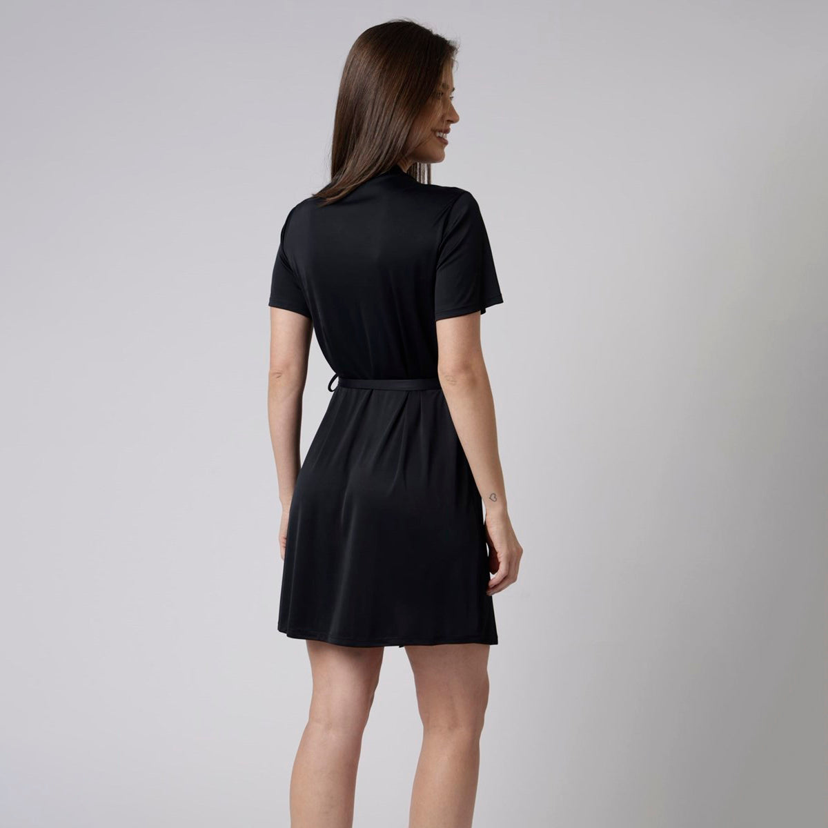 Robe Feminino Curto Poliamida Preto