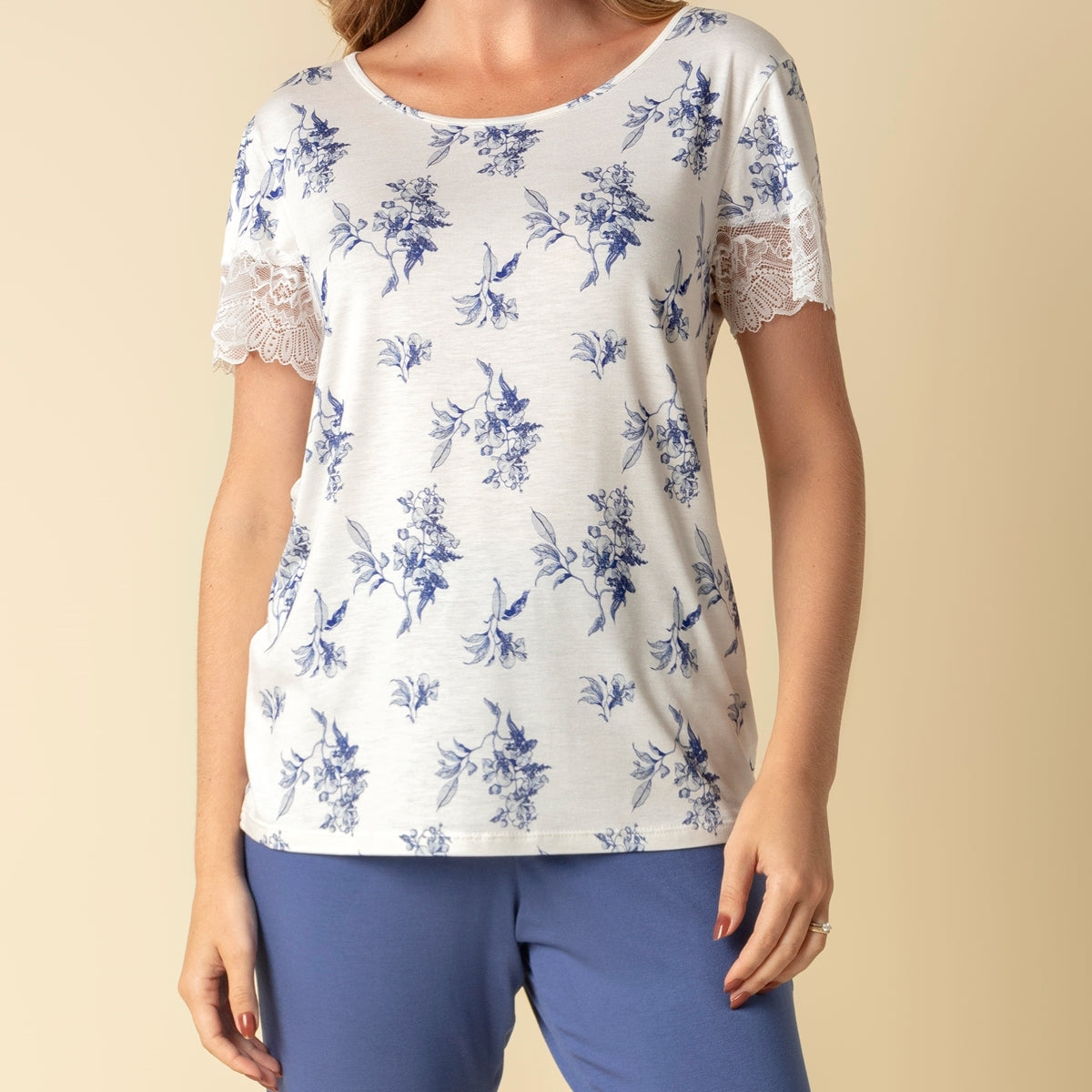 Pijama Feminino Capri Azul Orquídeas